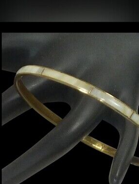 Vintage Gold Tone Mother of Pearl Inlay Bangle Bracelet
